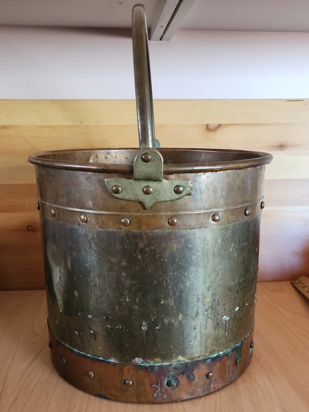 Antigue English Copper & Brass Jardiniere Bucket.